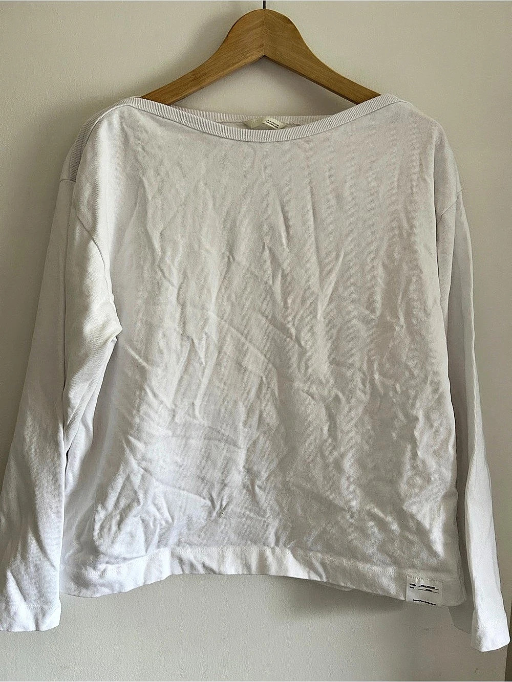 Zara Long Sleeve Tee in White Size Small
